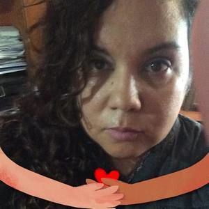 Meet your Posher, Yvette